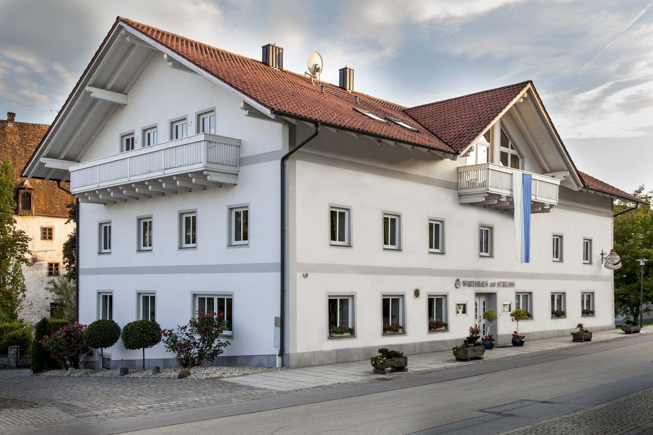 Hotel Wirtshaus Am Schloss Aicha vorm Wald 외부 사진